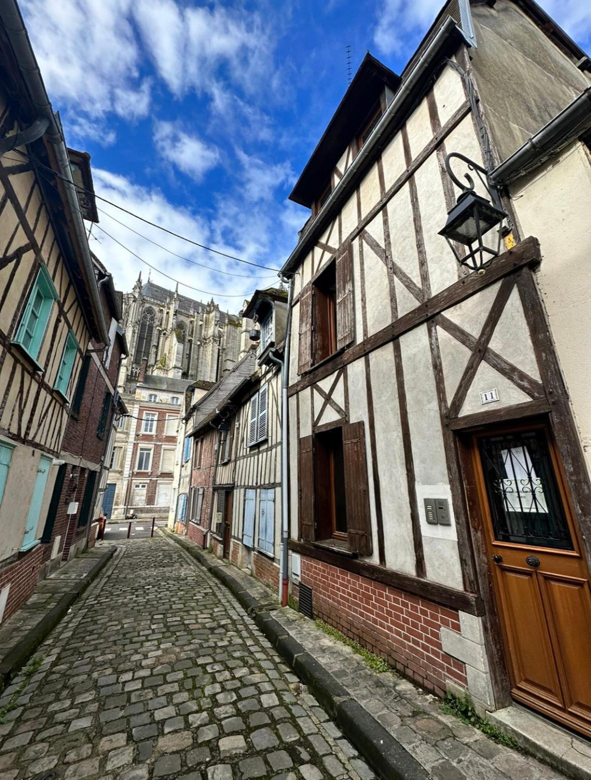 Magnifique Duplex Tout Confort Beauvais Exteriör bild